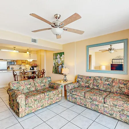 Appartement Compass Point 605